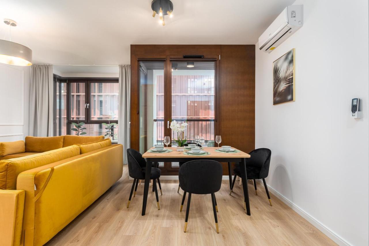 Bg Premium Apartments Browary Warszawskie Варшава Экстерьер фото